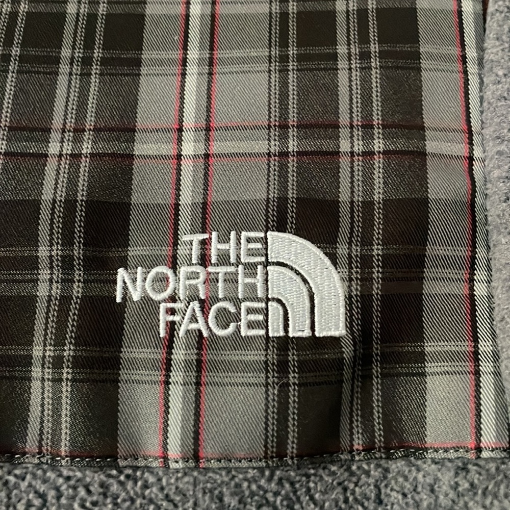 The North Face Gray & Pink Plaid Denali Jacket - Picture 7 of 8